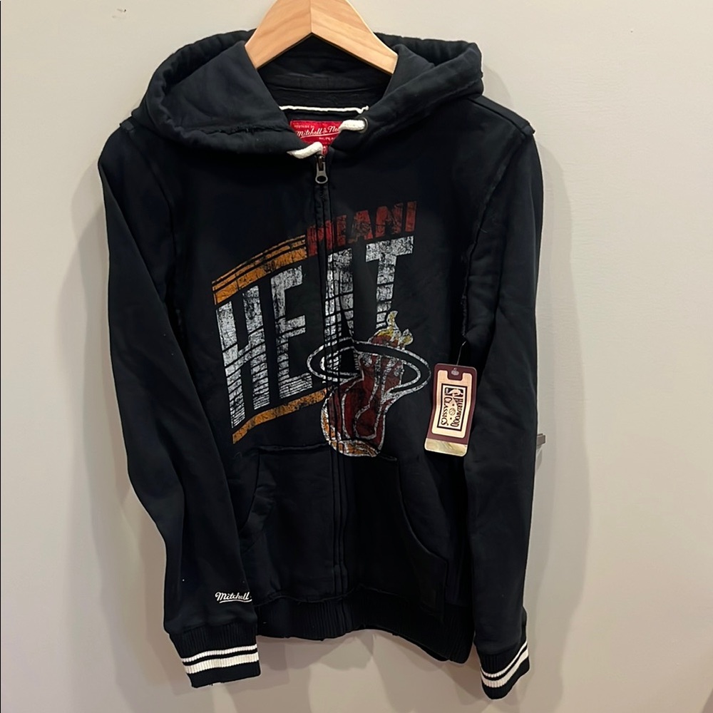 Miami Heat NBA Hoodie Mitchell & Ness NWT Women’s Medium